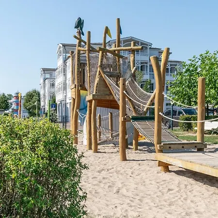 446, Seepark Apartment *